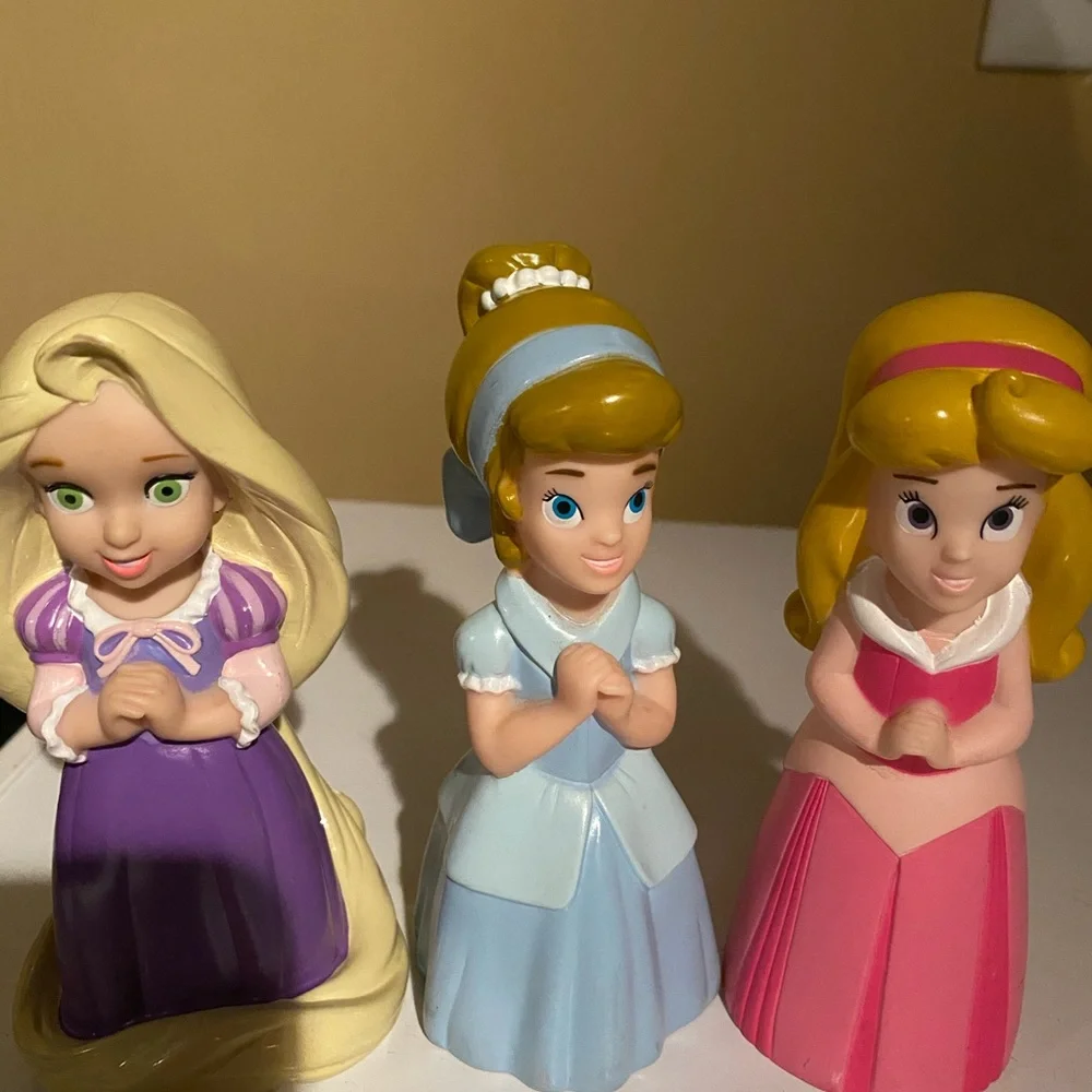 Set of 8 princess Disney